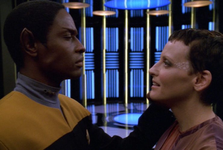 Tuvok and Noss in Gravity